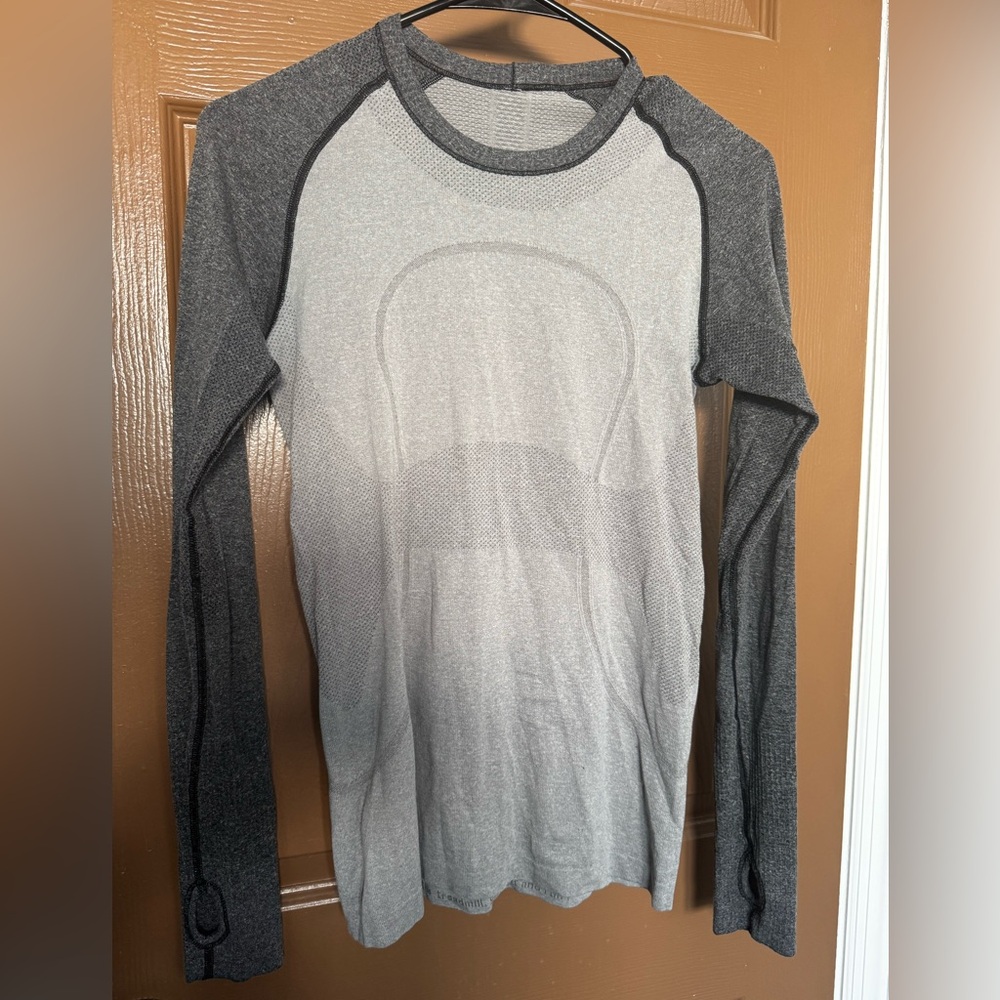 lululemon athletica Long Sleeve Top in Light Gray and Dark Gray